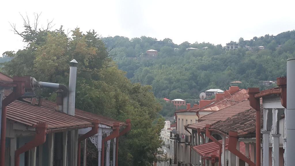 Golden Lion Hotel Sighnaghi Exterior photo