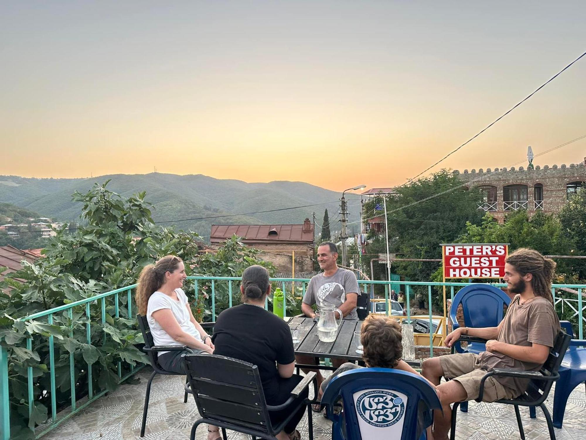 Golden Lion Hotel Sighnaghi Exterior photo