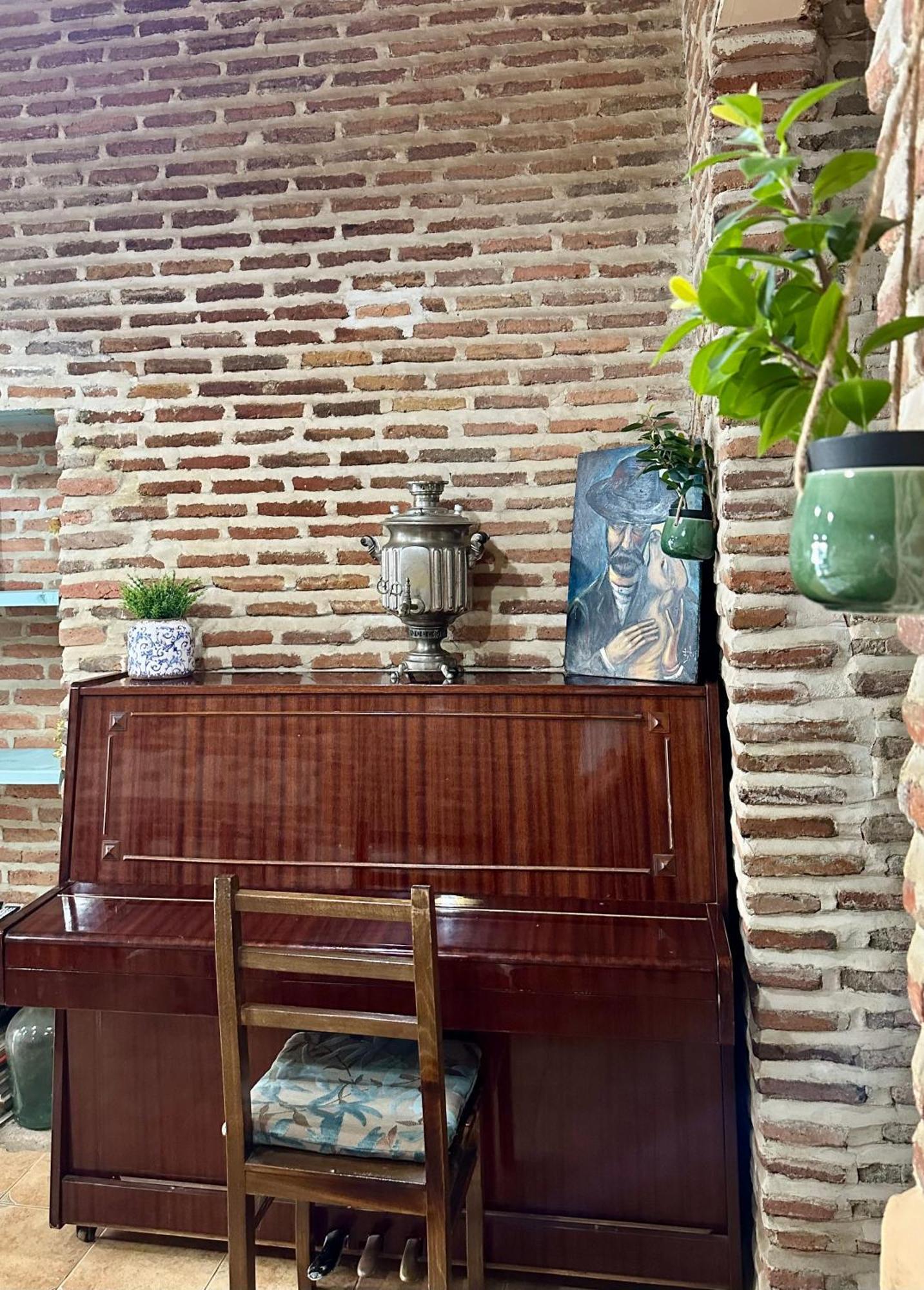 Golden Lion Hotel Sighnaghi Exterior photo