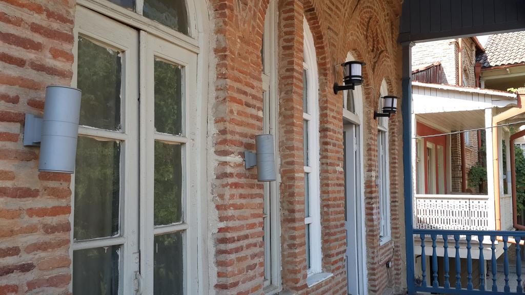 Golden Lion Hotel Sighnaghi Exterior photo